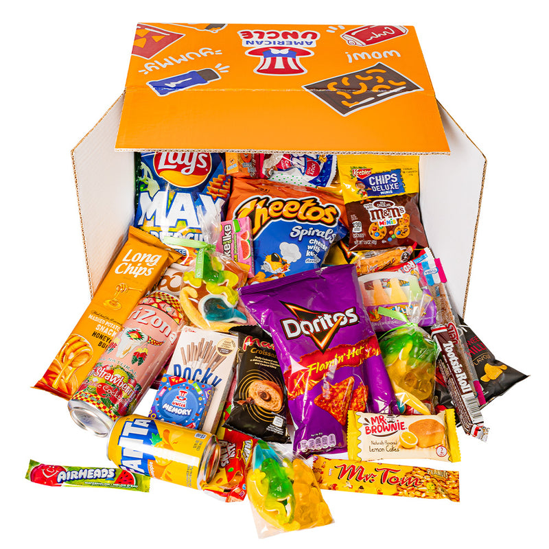 Snack box de al menos 45 productos internacionales: dulces, salados y bebidas