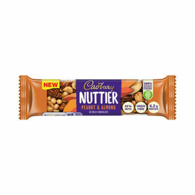 Cadbury Nuttier Almendras y Cacahuetes, barrita de almendras y cacahuetes cubierta con chocolate con leche de 40g.